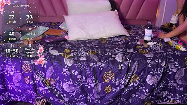 XXX chat uživo modela naughtyyindiann