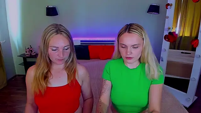 MagicEyess' Live XXX Chat