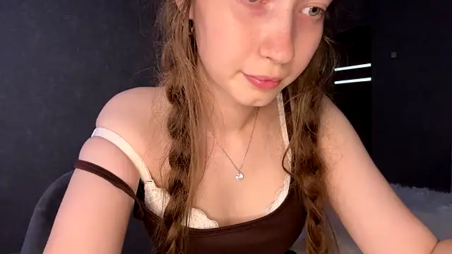Chat +18 de Emily_Mur_ ao vivo
