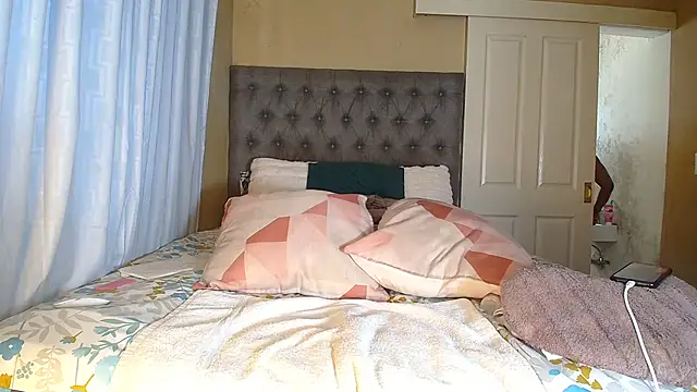 Chat +18 de nanababe1 ao vivo