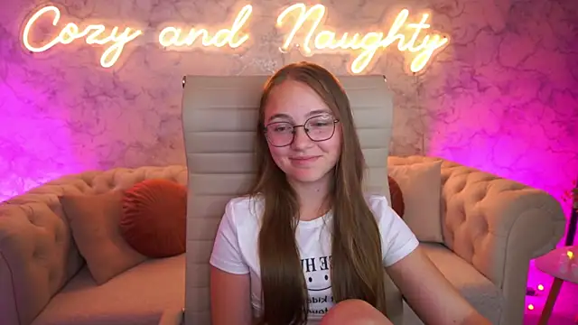 XXX chat uživo modela ArrinaWairr