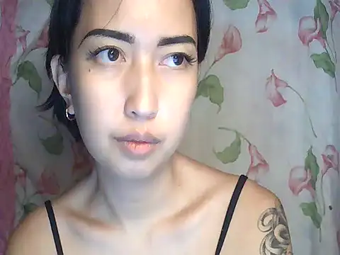XXX chat uživo modela XXnaughty_08XX
