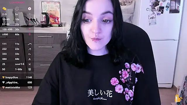 lina__tyaaanのライブXXXチャット