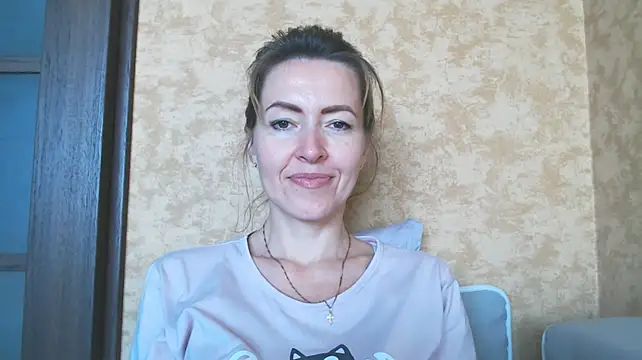 NicoleEunice87 XXX чат на живо