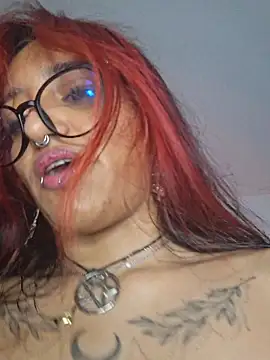 carolinerue Live XXX-chat