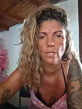 Dreamlove1's Live XXX Chat