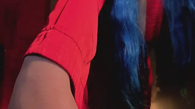 הופעת וובקאם של Hi_emma