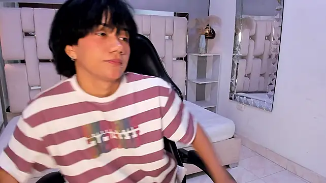 Eriol_'s Live XXX Chat