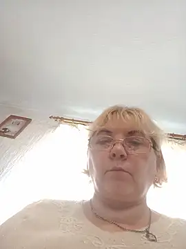 Elena_Beautiful784's Live XXX Chat