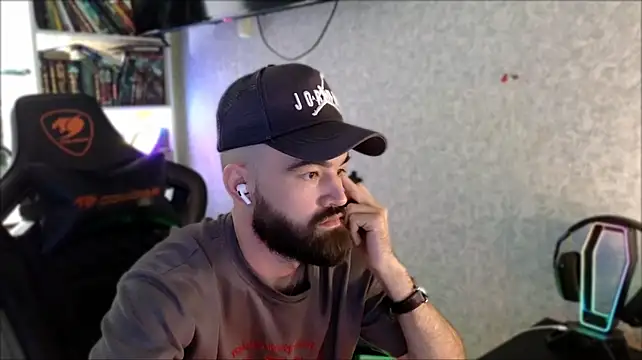 Živý XXX chat _Serious_Man