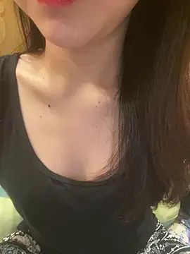 Sullys_ 网络视讯表演