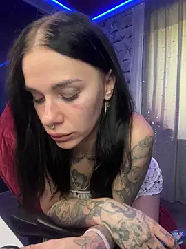 Chat +18 de Queen_of_pain ao vivo