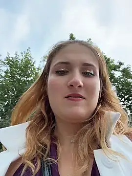 AdelRich Chat XXX in diretta