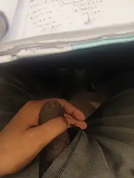 hotboy43339 লাইভ XXX চ্যাট