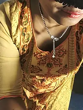 DIRTYSECRET_QUEEN_07 Chat XXX in diretta