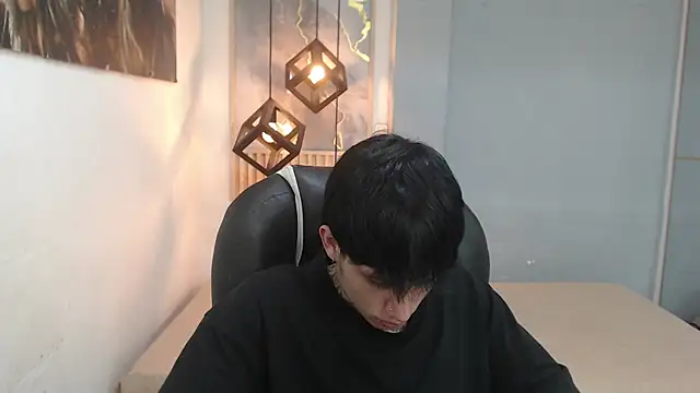 Онлайн чат XXX Cry_thereal