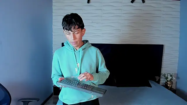 Czat XXX na żywo – Pierre_Leroy_