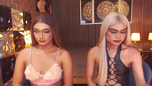 MeatyCockAkira Adlı Modelin Web Kamerası Şovu