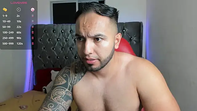 mrloganfuck1 webkamerás műsora