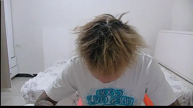 Chocolates-001 Chat XXX live