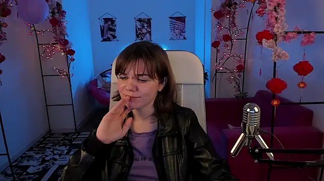 JaneFields' Live XXX Chat