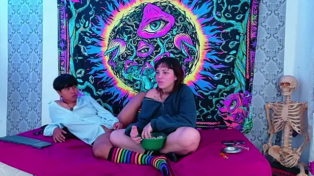Chat XXX en directo de Sol_and_Lunaaa