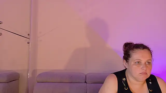 Amy-y-Logan Live XXX-Chat
