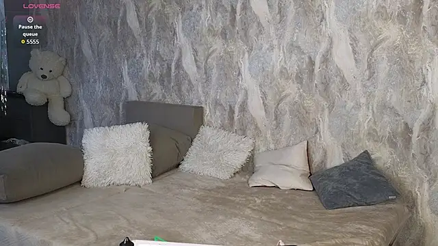 kris_art Adlı Modelin Canlı XXX Sohbeti
