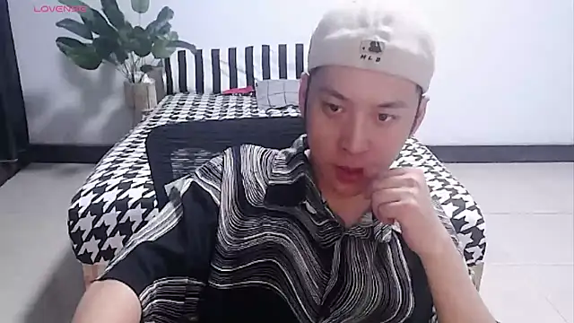 yichen008 élő XXX-chatje