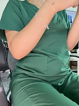 צ'אט XXX בשידור חי של Angela_my