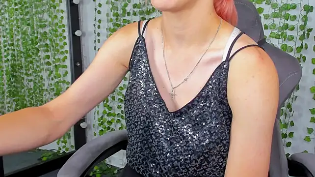 צ'אט XXX בשידור חי של Linda_Jonys