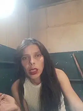 AnnaKissXX Adlı Modelin Canlı XXX Sohbeti
