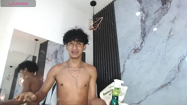Chat XXX ao vivo de BlakeSttone