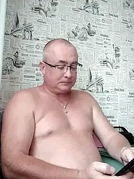 Nika_Malay – Kamerová šou