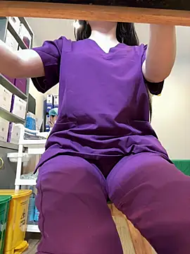 secretly_masturbating Show Webcam