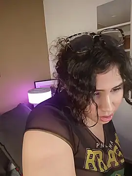 Maya_house's Live XXX Chat