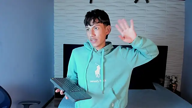 Онлайн чат XXX Pierre_Leroy_