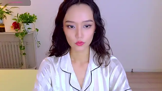yufenna 现场XXX聊天