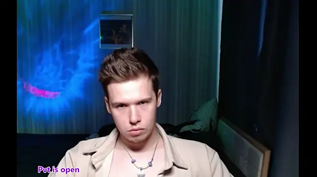 Webkamerová show Sheldon_music
