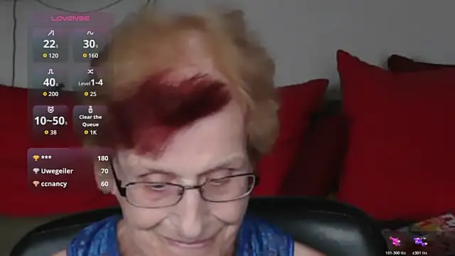 HeisseomaOriginal Chat XXX live