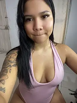 kiaradolls XXX чат на живо