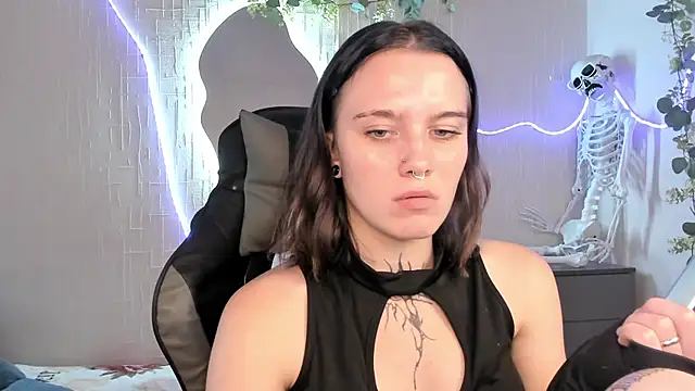 Elastikisss' Live XXX Chat