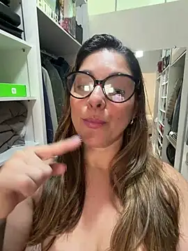 Chat XXX ao vivo de Mariiii_morena