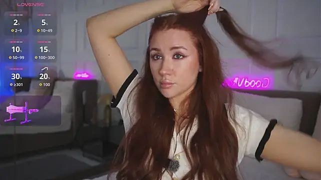 MeganStrane Adlı Modelin Canlı XXX Sohbeti