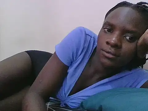 ebonypetite2's Live XXX Chat
