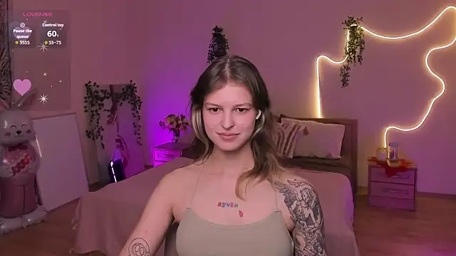 Lisa_Blossom's Live XXX Chat