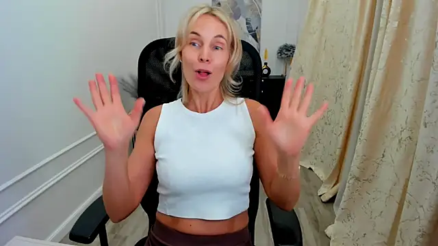 Chat XXX en directo de Sinty_Devis