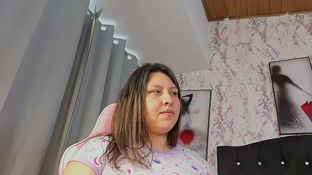Chat +18 de Larissa_Antonella ao vivo