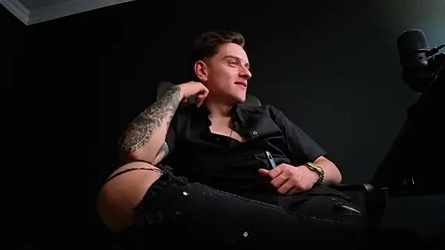 FelixStarkkのライブXXXチャット