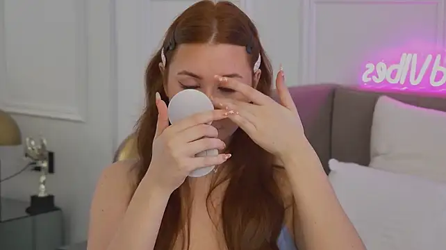 צ'אט XXX בשידור חי של MeganStrane